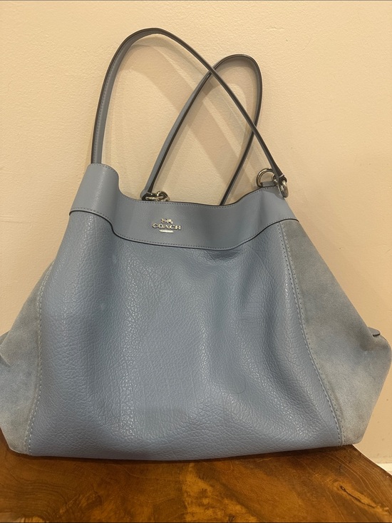 Coach Handbags - Coach Lexy Powder Blue Leather & Suede Shoulder Bag With Hangtag